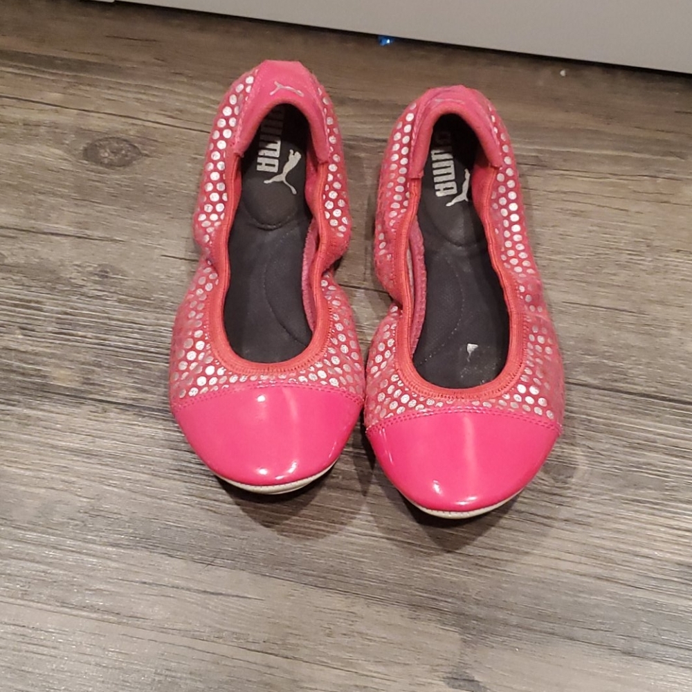 Fun Puma slip ons!